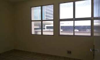 Imagem 2: Escritório para aluguel e venda possui 40 metros quadrados com 2 quartos em Boa Vista - Re
