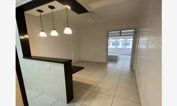 Imagem 2: Apartamento todo reformado, 2ª quadra da praia de copacabana posto 2, vista mar na lateral