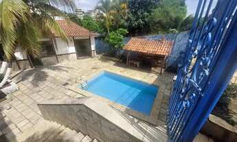 Imagem 2: Casa ampla com closet, piscina ampla área externa 3 vagas cobertas