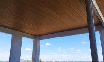 Imagem: Uma Tarefa ao lado do Condomínio de Sítio