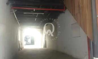 Imagem 2: Galpão/Depósito/Armazém e 1 banheiro à Venda, 850