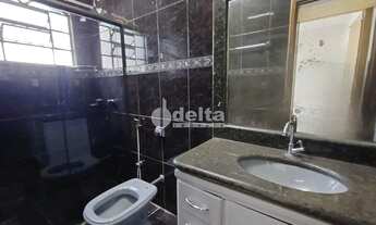Imagem 13: Casa Residencial disponível para venda no bairro Santa Mônica em Uberlândia-MG