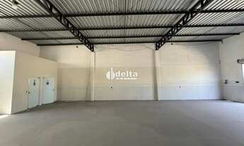 Imagem 2: Galpão Comercial disponível para locação no bairro Jardim Botanico em Uberlândia - MG