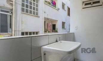 Imagem 4: Apartamento amplo e bem localizado de 2 dormitórios+dependência