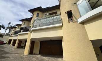 Imagem: EXCELENTE CASA EM CONDOMINIO FECHADO NO