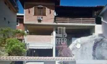 Imagem: Casa com 5 quartos à venda, 377 m² por