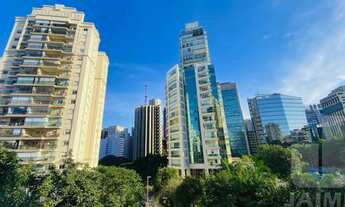 Imagem 3: Apartamento com 2 dormitórios sendo 1 suíte , com vista livre, a uma quadra da Avenida Pau