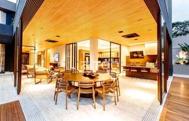 Imagem 6: Mansão Cinematográfica de Esquina privilegiada !!