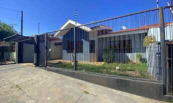 Imagem 2: Casa à venda em Maringá, Parque das Laranjeiras, com 3 quartos, com 265 m²