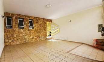 Imagem 2: Casa com 3 dormitórios sendo uma suíte e piscina próximo ao Boulevard Shopping