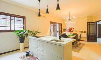 Imagem 7: Casa com 1 suíte e 2 quartos à venda no bairro Floresta em Joinville-SC por R$1.200.000,00