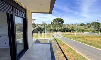 Imagem 3: Residência Moderna à Venda no Jardins Versalhes Alto Padrão, Tecnologia e Vista Privilegi