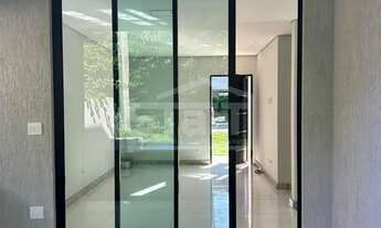 Imagem 4: Casa ampla com piscina e área gourmet no Condomínio Cidade Jardim por R 5500