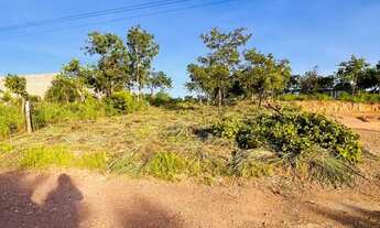 Imagem 2: Dois terrenos a venda