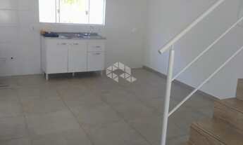 Imagem 7: Casa à Venda no Rio Tavares com 2 Quartos e Ótima Localização em Florianópolis