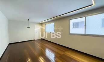 Imagem 4: Apartamento completamente reformado e com armários e 2 vagas de garagem no setor oeste