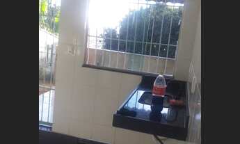 Imagem 7: Casa em meio lote com escritura e registro, pronta para morar oportunidade