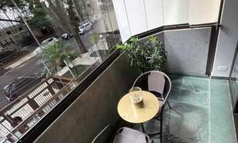 Imagem 2: Apartamento para venda com 192 metros quadrados com 4 quartos em Campo Belo - São Paulo