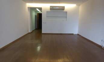 Imagem 5: CHARMOSO APARTAMENTO COM VARANDA E VISTA PRA FLORESTA DA GÁVEA