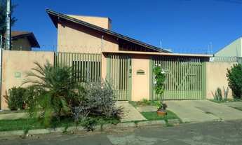 Imagem: Três Lagoas - Casa Padrão - Jardim Bela