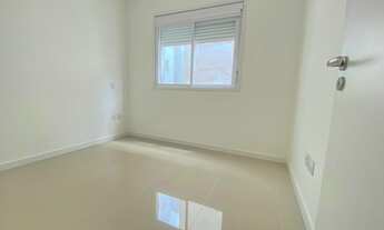 Imagem 6: Poucos passos do mar