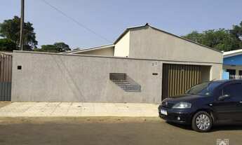 Imagem: Casa à venda em Jardim Paraíso- Uvaranas