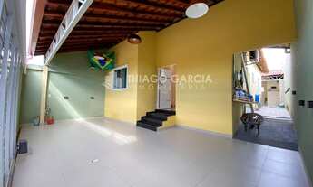 Imagem: Jt casa com placa solar na zn leste