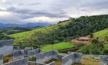 Imagem 5: Chácara em construção do jeito que esta para venda com lote de 791m² a 8KM em Aruja