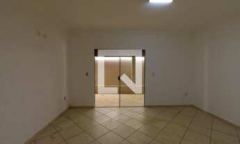 Imagem 4: Casa para Aluguel - Vila União, 3 Quartos, 428 m2