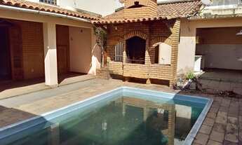 Imagem 2: Casa para venda com 260 metros quadrados com 4 quartos em Jardim Amália - Volta Redonda