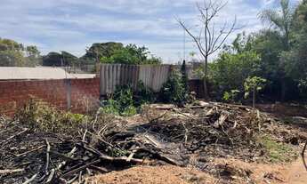 Imagem 6: Vendo Terreno Contendo Duas Casas