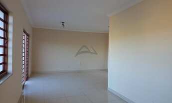 Imagem 2: Casa para aluguel com 180 metros quadrados com 3 quartos em Vila Lemos - Campinas - SP