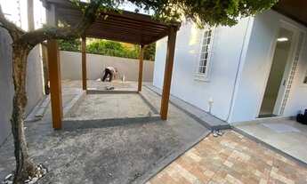 Imagem 3: Casa solta em Vilas do Atlântico de 3 quartos em rua praça tranquilo