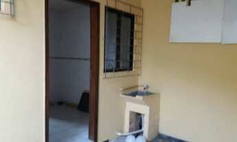 Imagem 6: Casa no Boqueirão Alvenaria Dois Quartos, frente para a rua