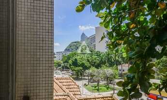 Imagem 7: Salão, 3 quartos, suíte, com vaga na escritura