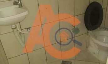 Imagem 7: Casa com dois quartos de fundos e terraço ao lado da Praça Treze