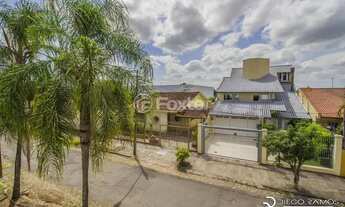 Imagem 3: Casa para venda com 455 metros quadrados com 4 quartos em São Sebastião - Porto Alegre - R