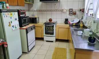 Imagem 7: Sobrado em Veleiros com quintal e edícula