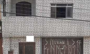 Imagem: EDUARDO. CASA PERTO DA FUTURA ESTAÇÃO