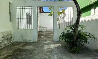 Imagem 2: JN) Vendo duplex em rua calçada, com área privativa no início do Janga!