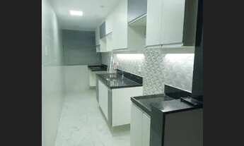 Imagem 2: Lindíssimo Apartamento Reformado. Visão Panorâmica. Móveis Planejados Na Cozinha