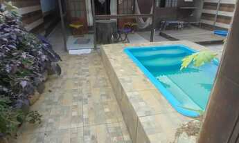 Imagem 4: Chalé com piscina e próximo Mar