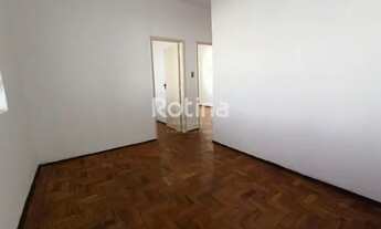 Imagem 5: Casa para alugar, 3 quartos, 1 vaga, Brasil - Uberlândia/MG - R$ 1.100,00