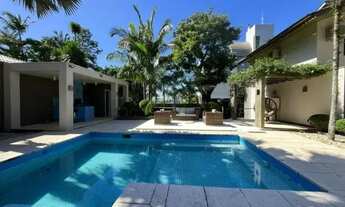 Imagem: Ampla casa 4 suítes APENAS 500m da Praça