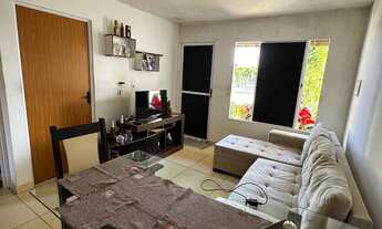 Imagem 6: Casa com quintal na rua principal em Condomínio