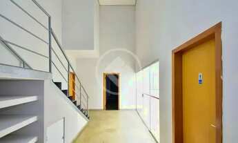 Imagem 4: Excelente Galpão Comercial - PRÓX. ANEL VIÁRIO LOCAÇÃO OU VENDA Imóvel de esquina, totalme