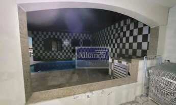 Imagem 6: Casa com 3 dormitórios, 1 suíte, edícula, piscina, churrasqueira e 6 vagas de garagem à ve