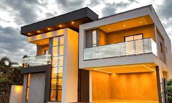 Imagem 3: Alto Padrão no Alphaville Fortaleza 475m², Piscina e Acabamento Premium