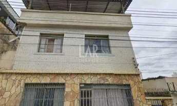 Imagem: Casa à venda, 5 quartos, Sagrada Família