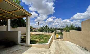 Imagem 3: Sobrado Com Amplo Terreno - Contorno